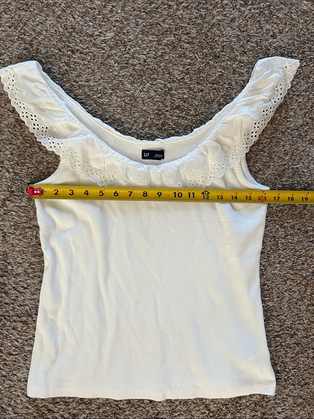 GAP White Eyelet Ruffle Off-Shoulder Tank - Picture 4 of 5